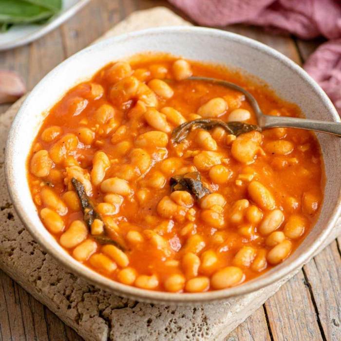 Beans fagioli tomato sauce uccelletto rustic insidetherustickitchen alluccelletto