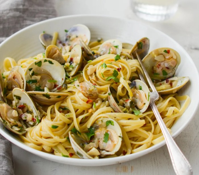 Clam linguine sauce white creamy recipe